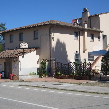 La Locanda Il Gabbiano San Casciano in Val di Pesa Luaran gambar