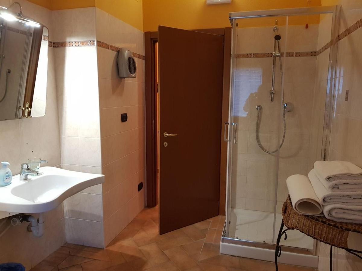 La Locanda Il Gabbiano San Casciano in Val di Pesa Luaran gambar